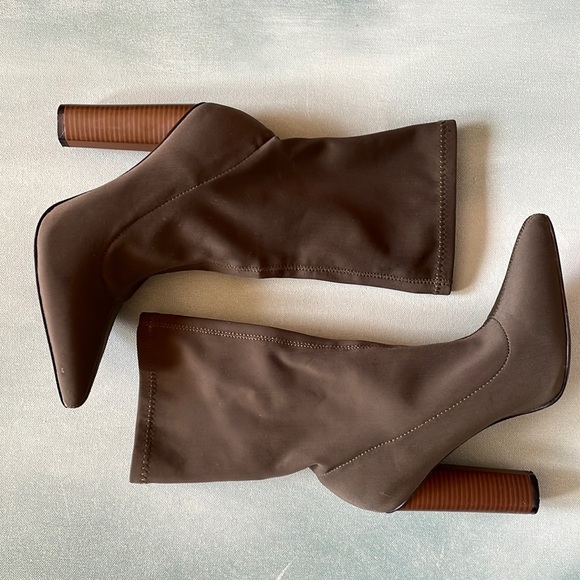 Cape Robbin Sock Boots - Picture 4 of 16